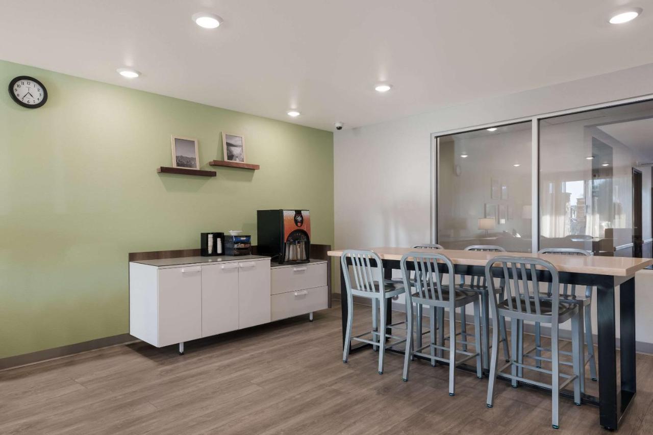 Woodspring Suites Phoenix-Deer Valley Extérieur photo