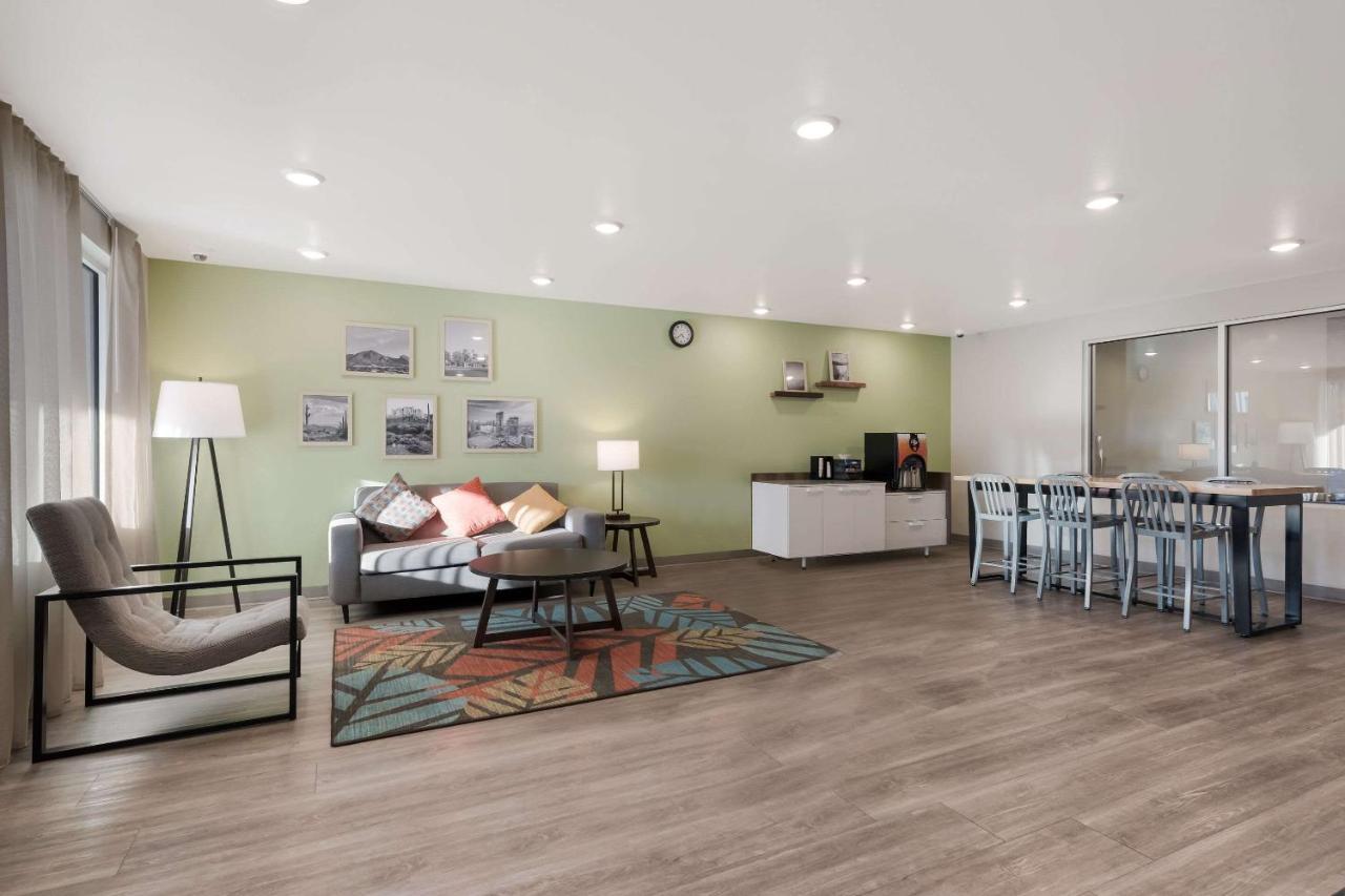 Woodspring Suites Phoenix-Deer Valley Extérieur photo